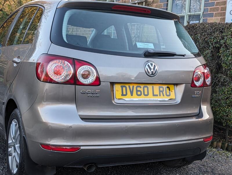 VOLKSWAGEN GOLF PLUS 1.6 TDI BlueMotion SE Euro 5 ss 5dr 2010