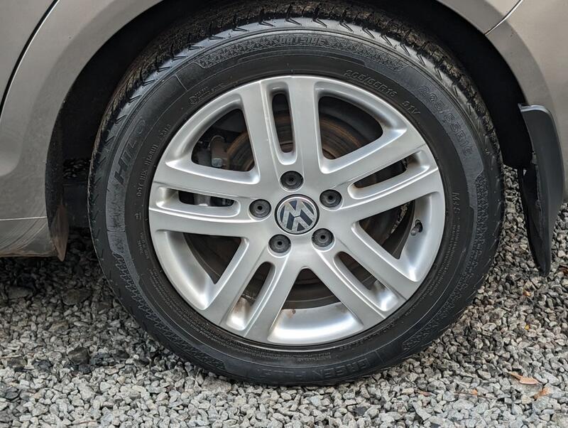 VOLKSWAGEN GOLF PLUS 1.6 TDI BlueMotion SE Euro 5 ss 5dr 2010