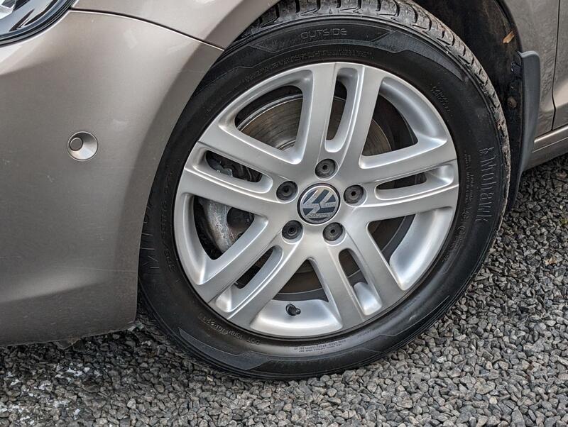 VOLKSWAGEN GOLF PLUS 1.6 TDI BlueMotion SE Euro 5 ss 5dr 2010