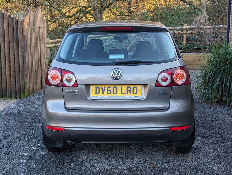 VOLKSWAGEN GOLF PLUS 1.6 TDI BlueMotion SE Euro 5 ss 5dr 2010