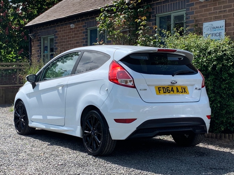 FORD FIESTA 1.0 T EcoBoost Zetec S 2014