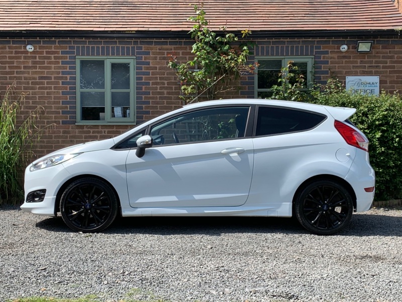 FORD FIESTA 1.0 T EcoBoost Zetec S 2014