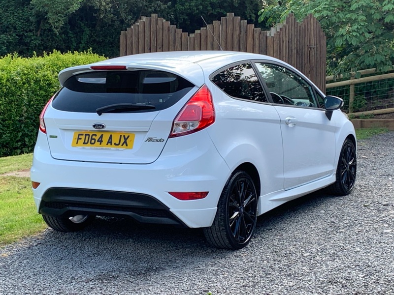 FORD FIESTA 1.0 T EcoBoost Zetec S 2014