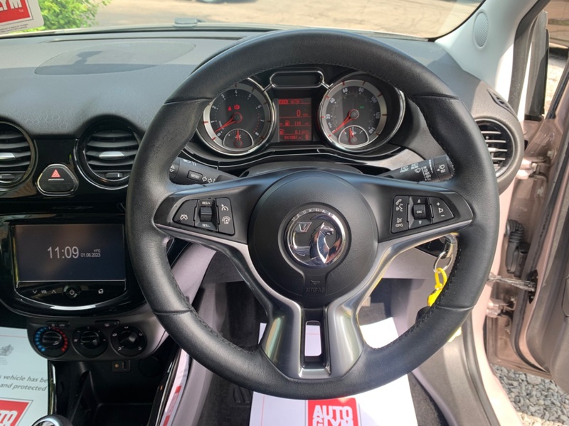 VAUXHALL ADAM 1.4i JAM Euro 6 3dr 2015