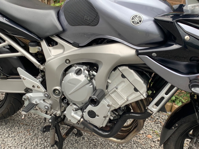 YAMAHA FZ6 600 2007