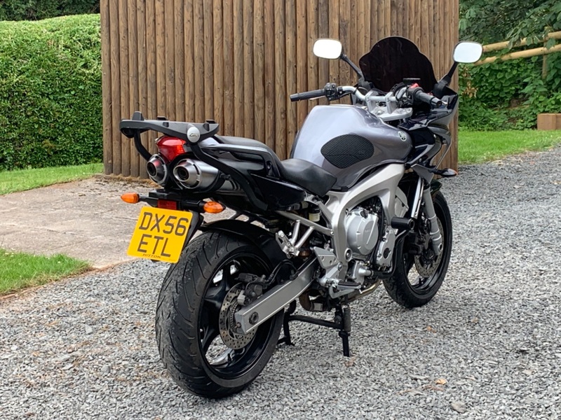 YAMAHA FZ6 600 2007