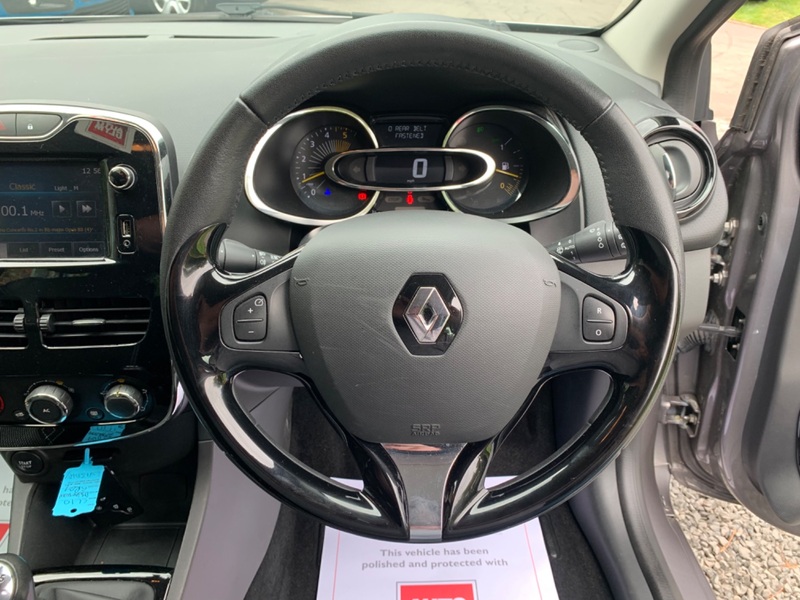 RENAULT CLIO 1.5 dCi Dynamique MediaNav Euro 5 ss 5dr 2013