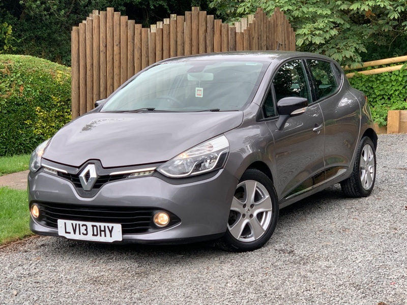 RENAULT CLIO 1.5 dCi Dynamique MediaNav Euro 5 ss 5dr 2013