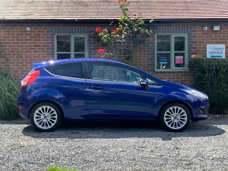 FORD FIESTA 1.0T EcoBoost Titanium Euro 5 ss 3dr 2015