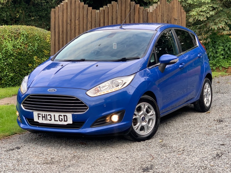 FORD FIESTA 1.6 TDCi ECOnetic Titanium Euro 5 ss 5dr 2013