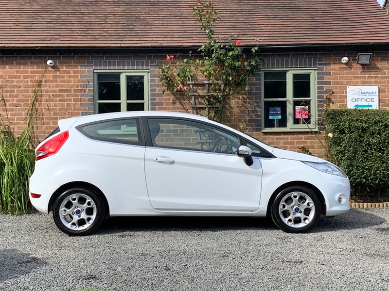 FORD FIESTA 1.25 Zetec 3dr 2012