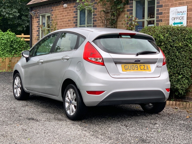 FORD FIESTA 1.25 Zetec 5dr 2009