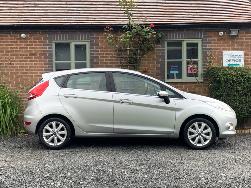 FORD FIESTA 1.25 Zetec 5dr 2009