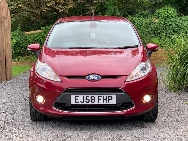 FORD FIESTA 1.6 Titanium 5dr 2009