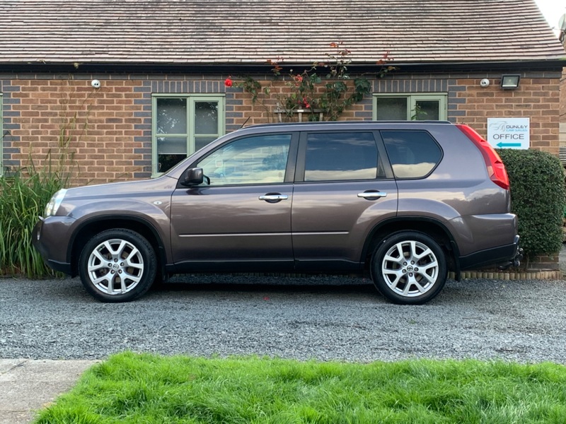 NISSAN X-TRAIL 2.0 dCi Tekna 4WD Euro 4 5dr 2009