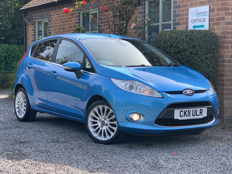 FORD FIESTA 1.4 Titanium 5dr 2011