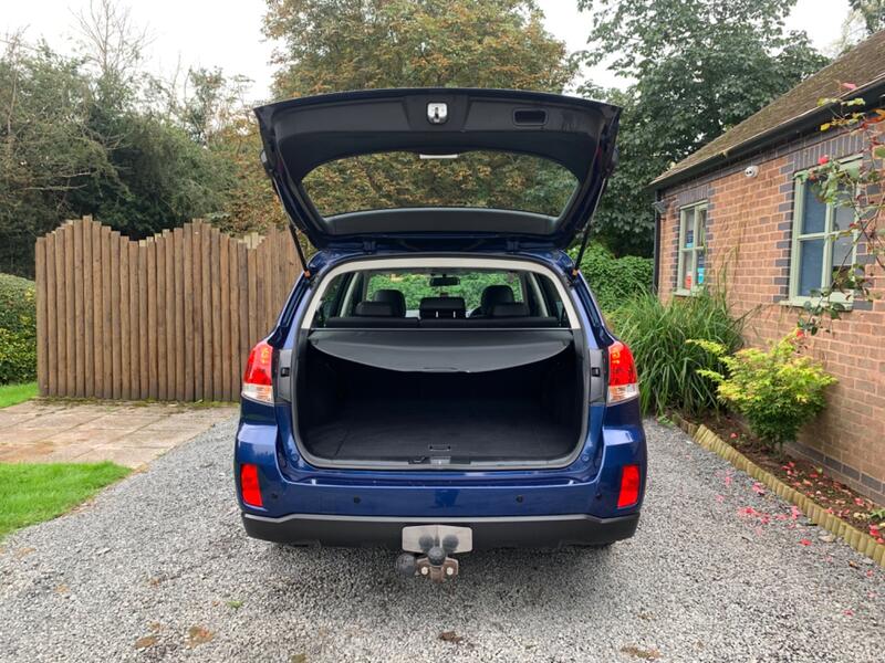 SUBARU OUTBACK 2.0D SE 4WD Euro 5 5dr 2009